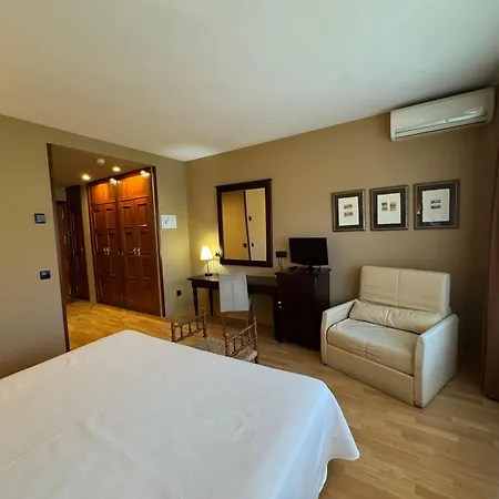 Hotel Cotiella Campo (Huesca)
