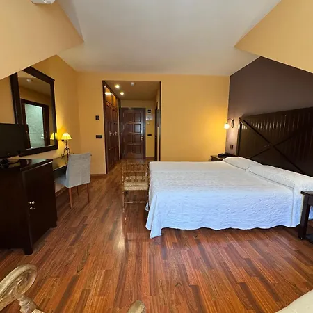 Cotiella Hotel 3*