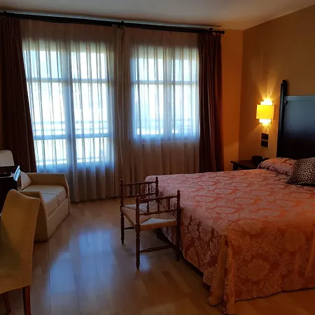 Cotiella Hotel Campo (Huesca)