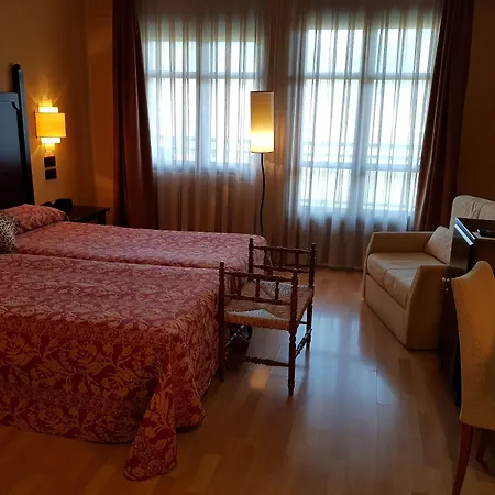 Hotel Cotiella Campo (Huesca)