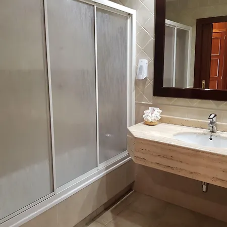 Cotiella Hotel Campo (Huesca)