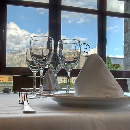 Hotel Cotiella Campo (Huesca)