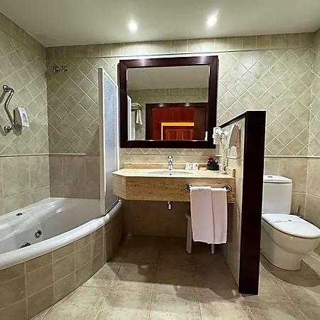 Cotiella Hotel Campo (Huesca)