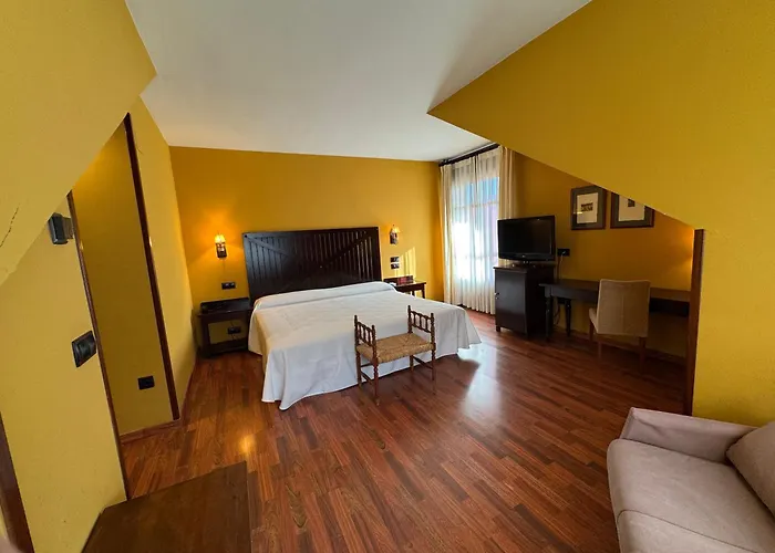 Otel Cotiella Campo (Huesca)